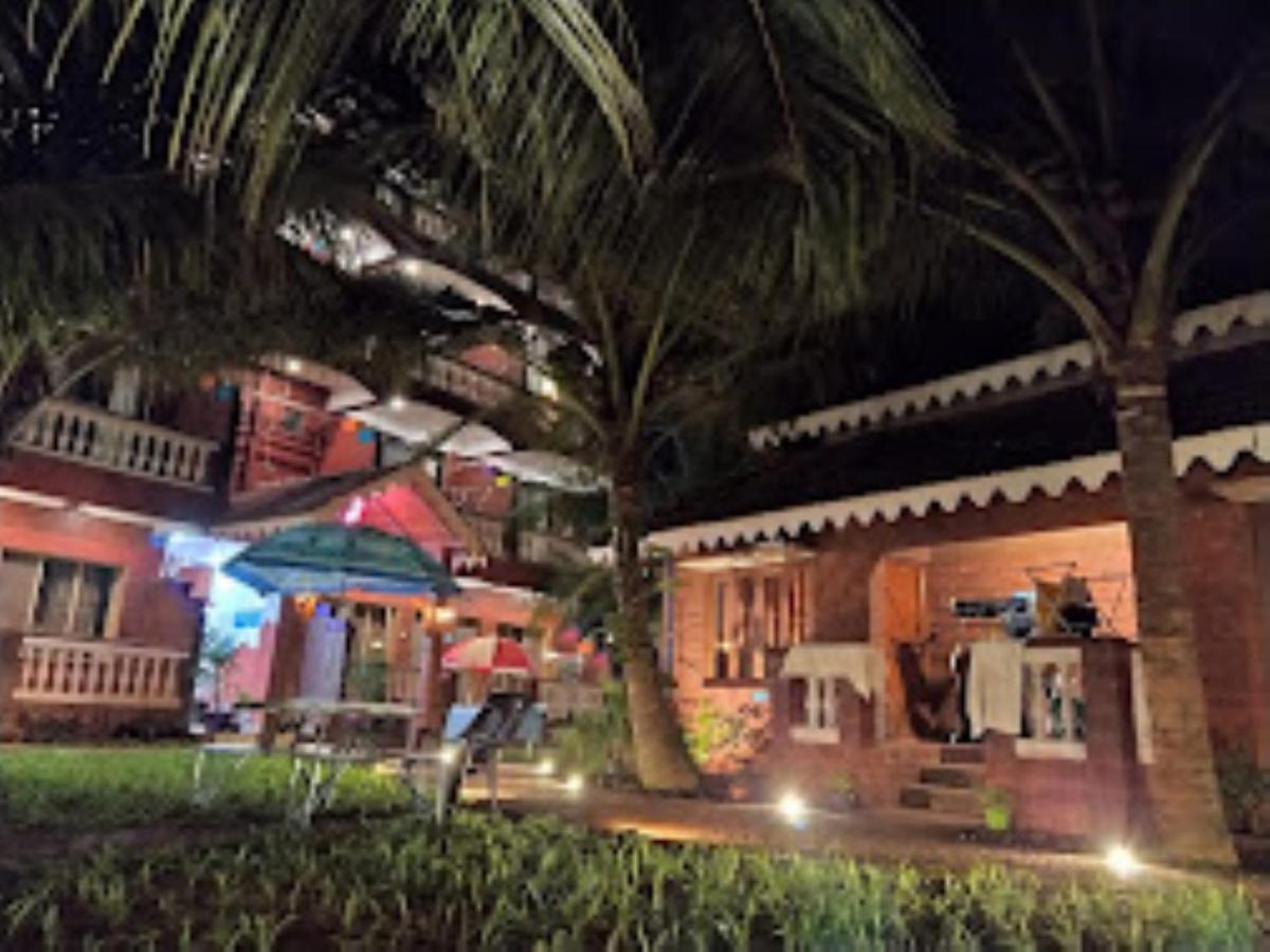 Blue Sea Beach Resort Mālvan Buitenkant foto